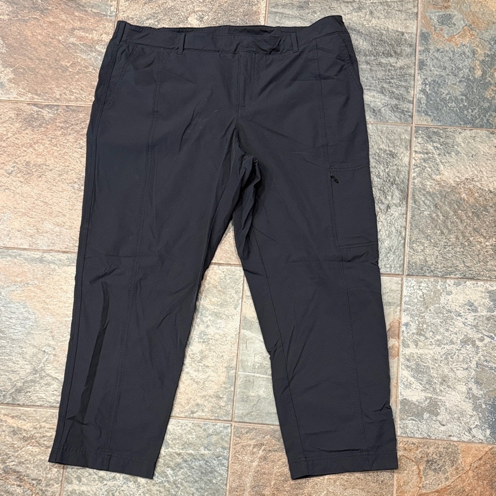 Kirkland Signature Women’s Dark Cargo Pants